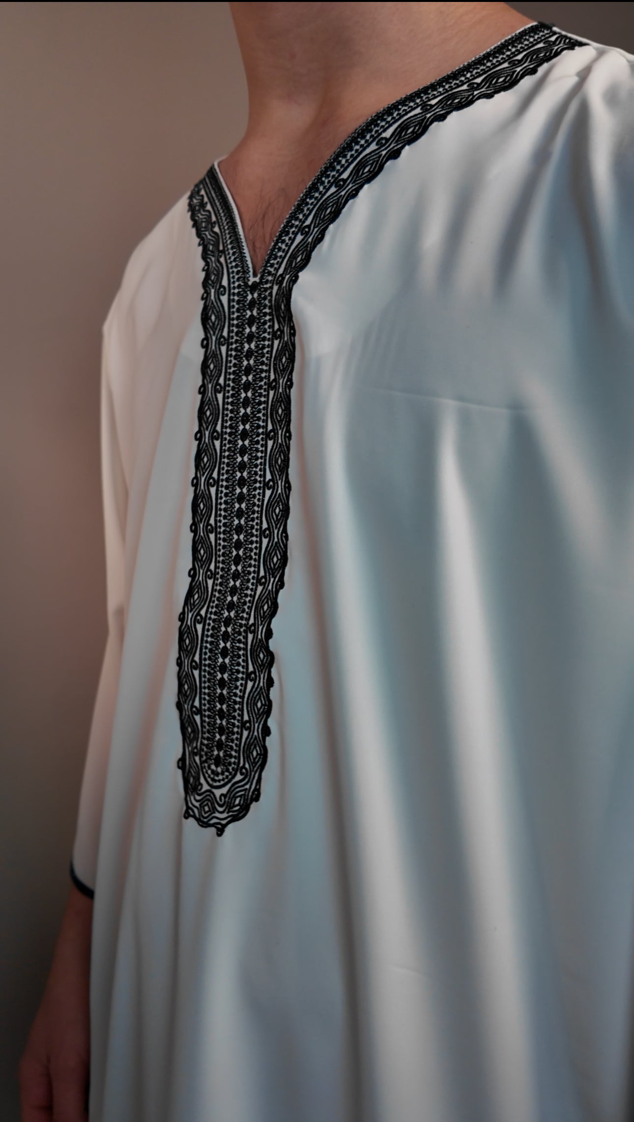 HIRA Jalabiya - Weiß/Royal Grün - Hira